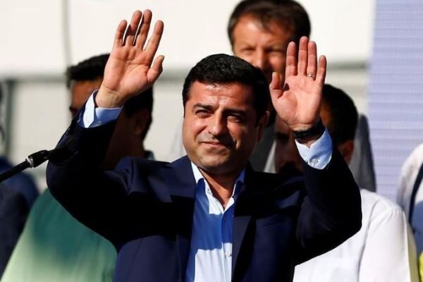 سەلاحەددین دەمیرتاش ئازاد دەکرێت