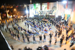 İran'daki Tasua gecesi merasiminden görüntüler