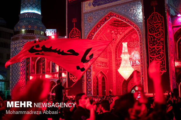 مراسم عزاداری شب تاسوعای حسینی در امامزاده صالح (ع)
