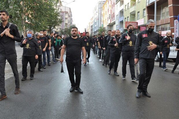 Türkiye'de Kerbela şehitleri anıldı