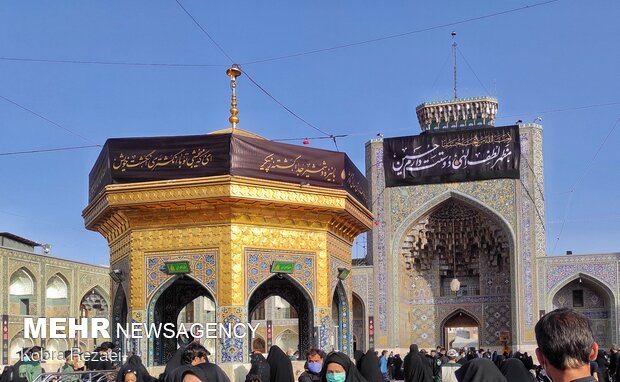 Imam Reza holy shrine in Tasu'a Day