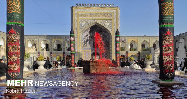 Imam Reza holy shrine in Tasu'a Day