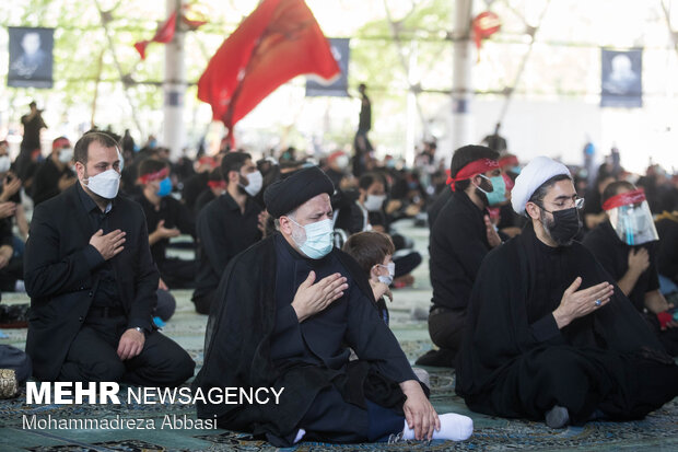 حضور رئیس جمهور در مراسم عزاداری روز عاشورای حسینی (ع)