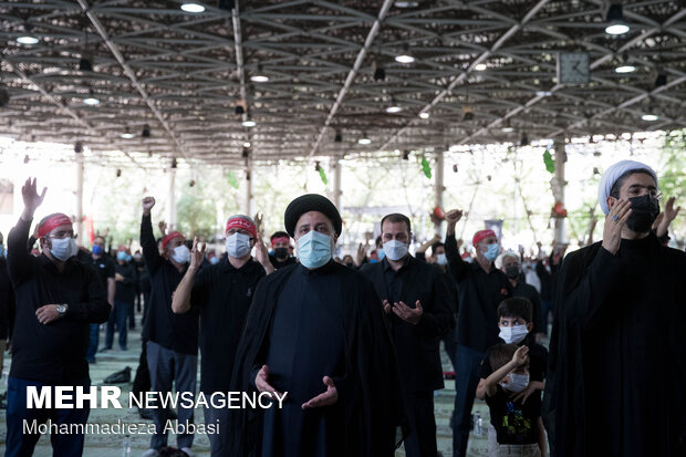 حضور رئیس جمهور در مراسم عزاداری روز عاشورای حسینی (ع)