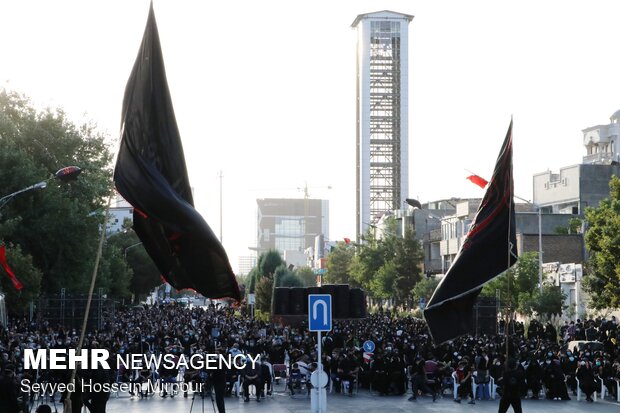 خیمه سوزان عصر عاشورا در مشهد