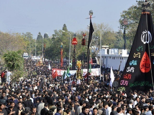 پاکستان میں شہدائے کربلا کا چہلم مذہبی عقیدت اور احترام کے ساتھ منایا جارہا ہے