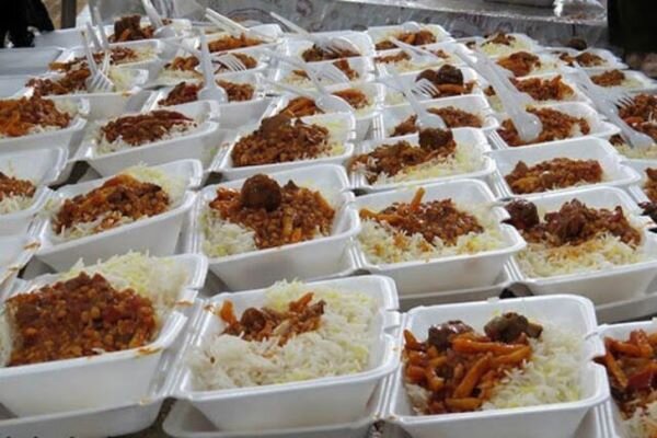 ۷ هزار پرس غذای گرم در بهاباد توزیع شد