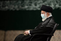 رہبر معظم انقلاب اسلامی کی موجودگی میں مجلس شام غریباں منعقد