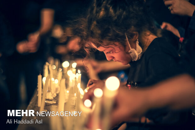 Ceremony of ‘Sham-e-Ghariban’ marked in Imam Hussein Sq.
