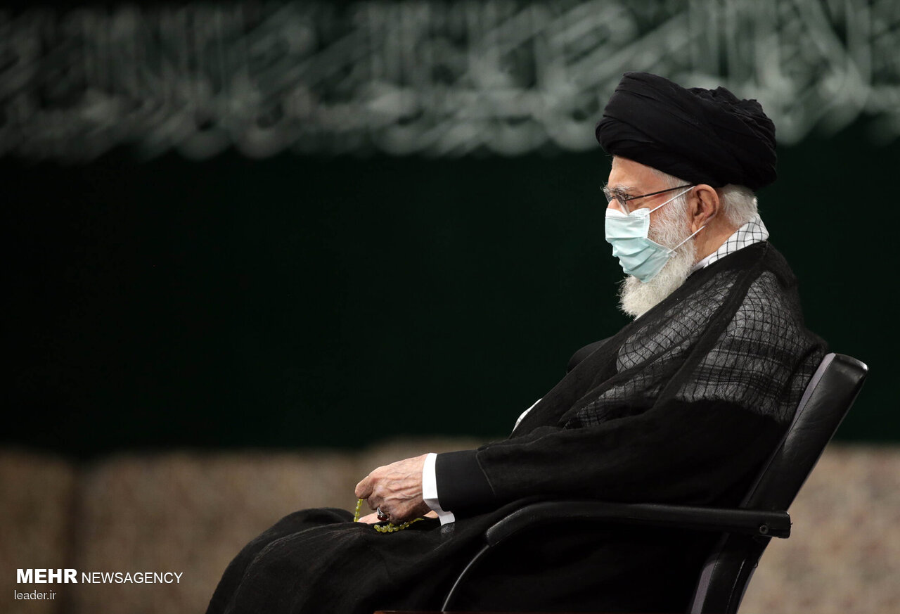 رہبر معظم انقلاب اسلامی کی موجودگی میں مجلس شام غریباں منعقد