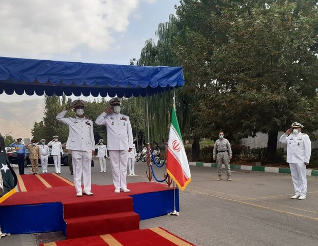 استقبال رسمی از فرمانده نیروی دریایی ارتش پاکستان
