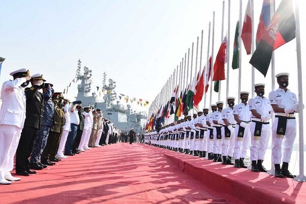 Pakistan invites Iran to participate in Aman naval drill 