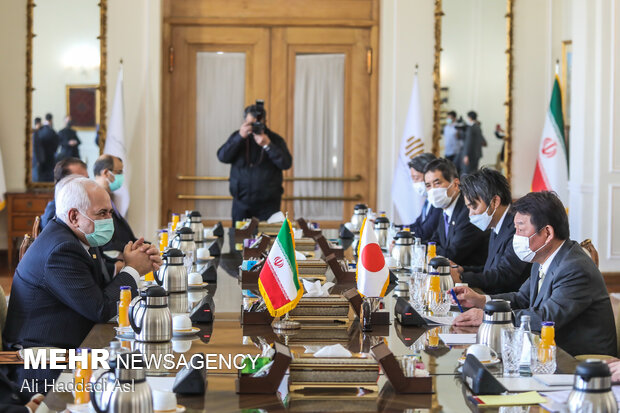 Zarif, Motegi meet in Tehran