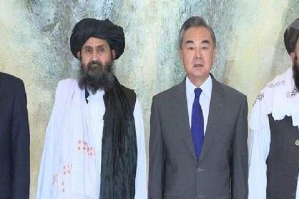 China hopes new Afghan gov't will stick to 'moderate' policy