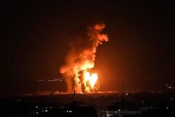 Siyonist Rejim'den Gazze'ye yeni hava saldırısı
