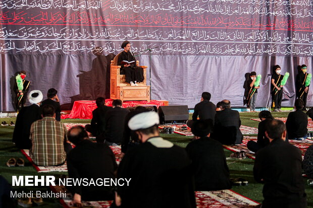 Journalists, artists of Qom observe Muharram ceremonies