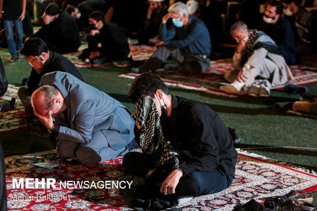 Journalists, artists of Qom observe Muharram ceremonies