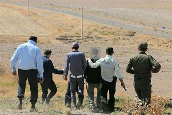 دستگیری حفار غیرمجاز در شهرستان نهاوند 
