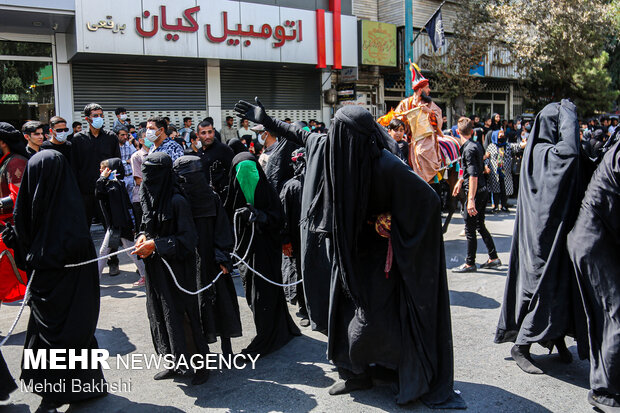 کاروان نمادین اسرای کربلا در قم