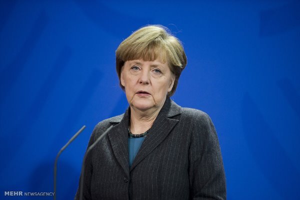  Merkel says it is 'important' to talk to Taliban
