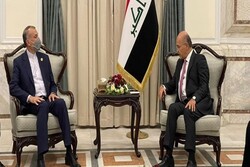 وزير الخارجية الايراني: التدخل الاجنبي في المنطقة يزعزع استقرارها