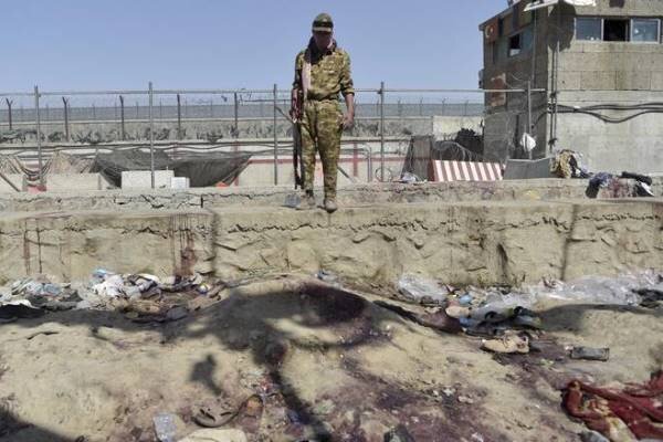 انفجار في مطار كابل