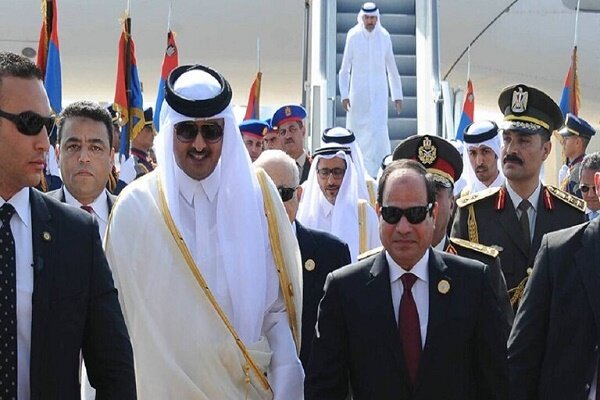 رئیس جمهور مصر و امیر قطر احتمالا با یکدیگر دیدار می کنند