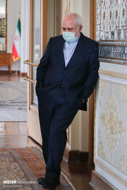 عکس منتخب ماه_مرداد 1400- محمد جواد ظریف در دیدار وزرای امور خارجه ایران و عمان