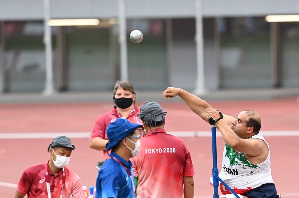 Ukraine paralympics shot put