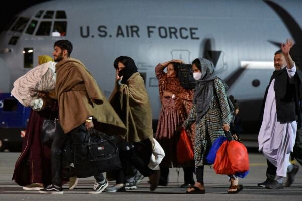 ورود اولین گروه از پناهجویان افغان به کوزوو 