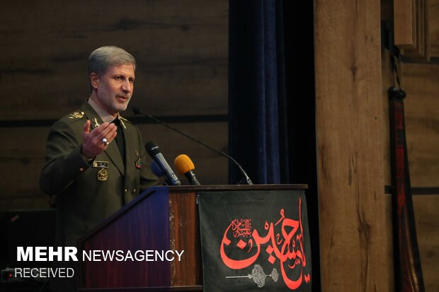 Introducing ceremony of new Iranian Defense Minister