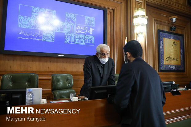 Islamic City Council of Tehran holds meeting