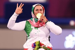 2020 Tokyo Paralimpik Oyunları'nda kadın sporcudan altın madalya