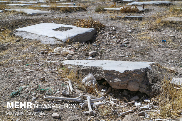 مردگان خانه خراب