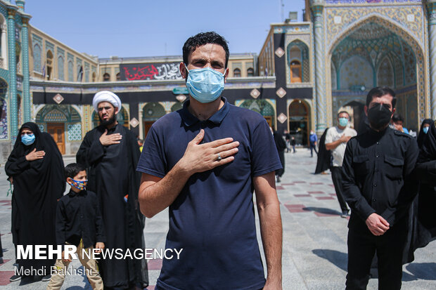 People in Qom hold mourning ceremony of fourth Shia Imam