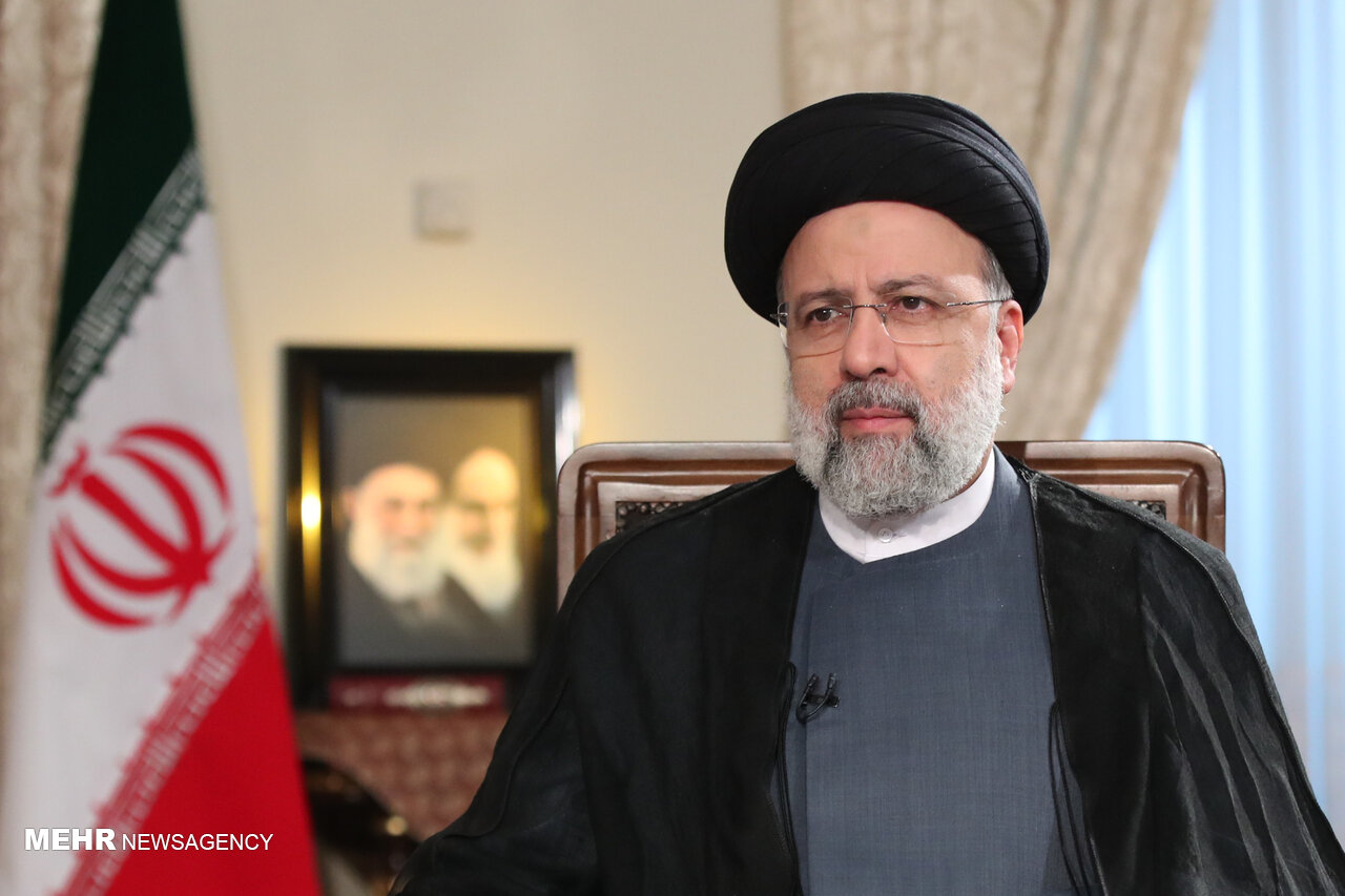 ایرانی صدر تہران پہنچ گئے/ شانگہائی تعاون تنظیم میں ایران کی مستقل رکنیت بہت بڑی کامیابی