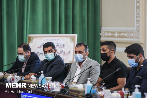 Parl. Speaker Ghalibaf's meeting with Paraolympics medlists