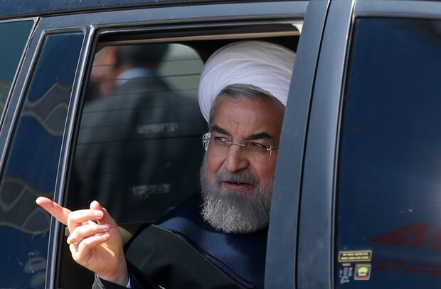 دورکاری به سبک یک رئیس‌جمهور / نگاهی به مردم‌گریزی «حسن روحانی»