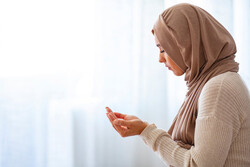 توجه ویژه اسلام به حقوق زنان و ارتقاء جایگاه آنان در جامعه/ اسلام دختران را مایه برکت و رحمت می‌داند