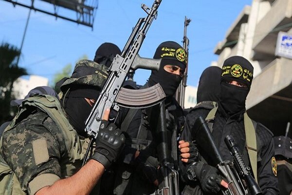 Filistinli gruplar işgalcilerin polis merkezini bastı