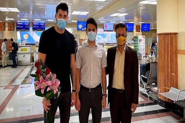 بازیکن آرژانتینی تیم والیبال یزد وارد ایران شد