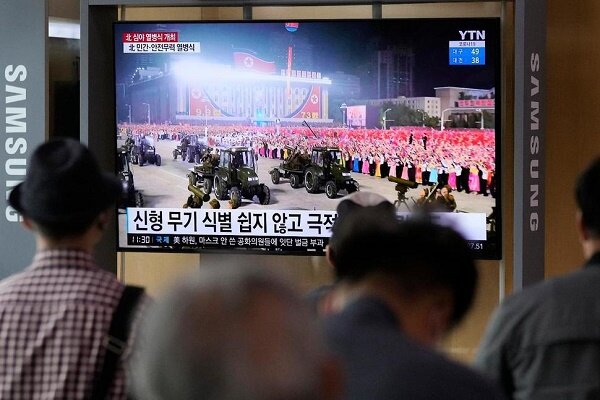رژه نظامی کره شمالی به مناسبت سالگرد تاسیس این کشور