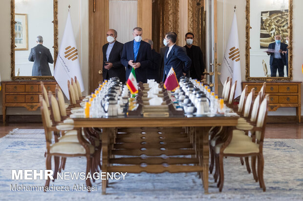 Iran, Qatar FMs meeting in Tehran