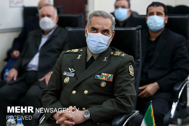Defense minister's visit to Fakhra vaccine company