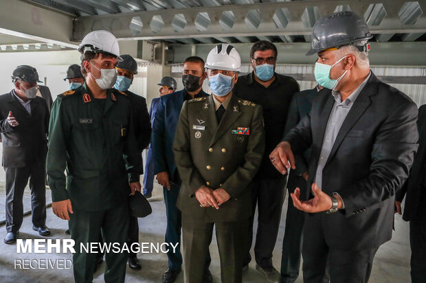 Defense minister's visit to Fakhra vaccine company