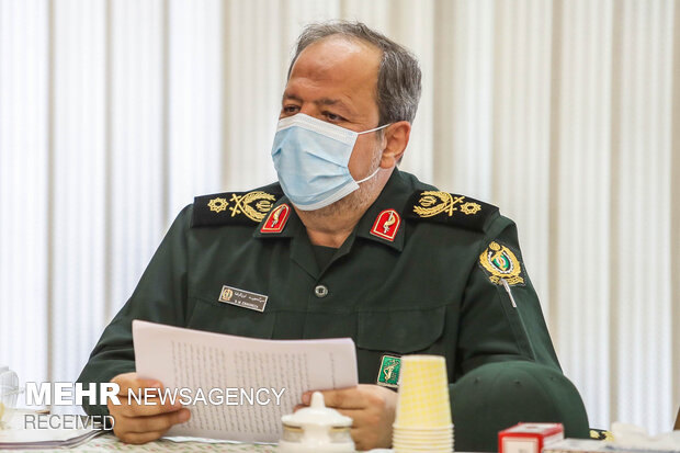 Defense minister's visit to Fakhra vaccine company