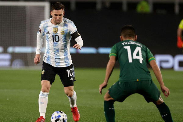 Lionel Messi breaks Pele's South American international goals record