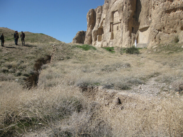 یک کشف دیگر  در تخت جمشید/ تخریب بناهای متعلق به ارامنه