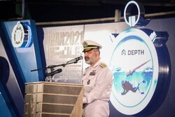 Iran Navy aims at ensuring security of economy at seas