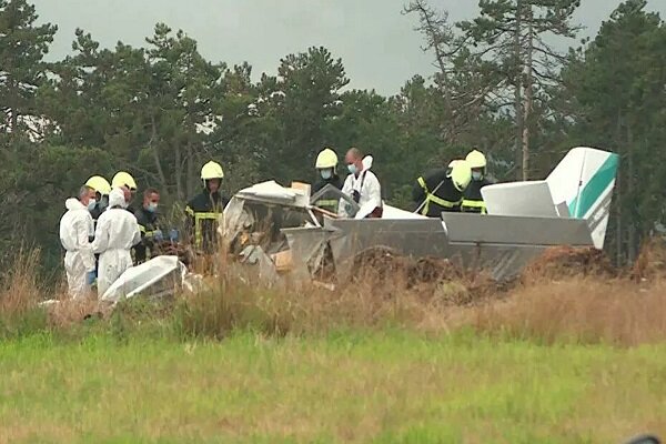 Plane crash in eastern France leaves three dead: Report